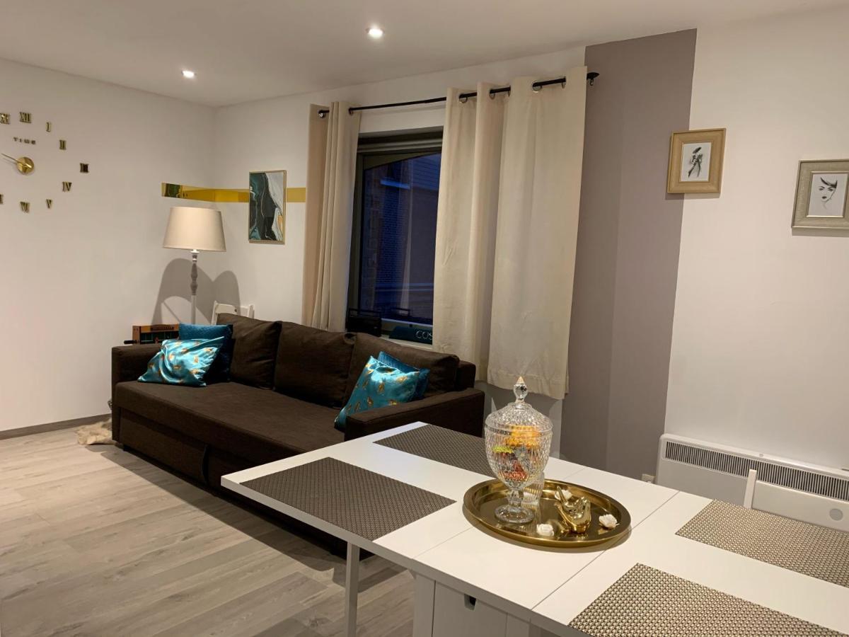 Bed and Breakfast Au Petit Nid Froissart Chimay Esterno foto