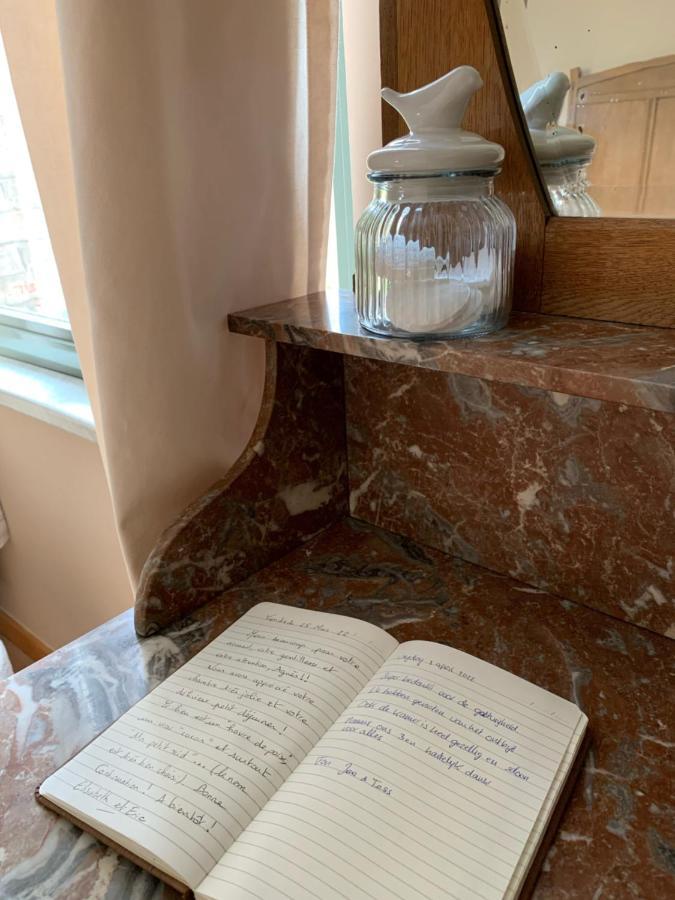 Bed and Breakfast Au Petit Nid Froissart Chimay Esterno foto